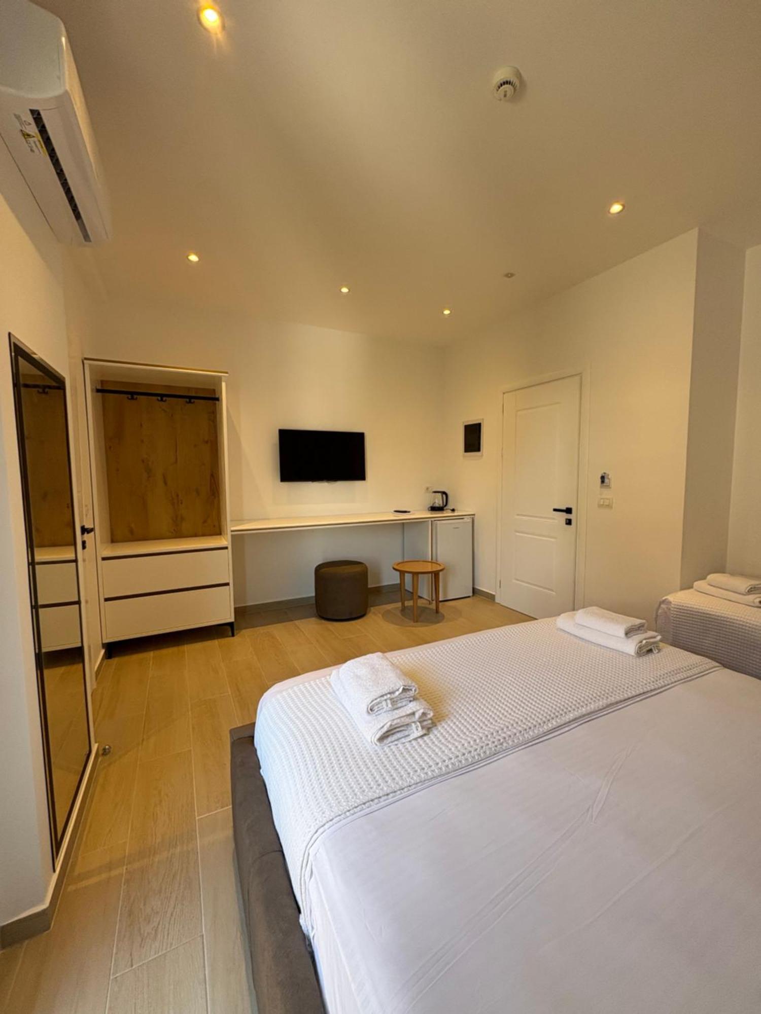 Xhonis Apartments Εξαμίλιο Εξωτερικό φωτογραφία