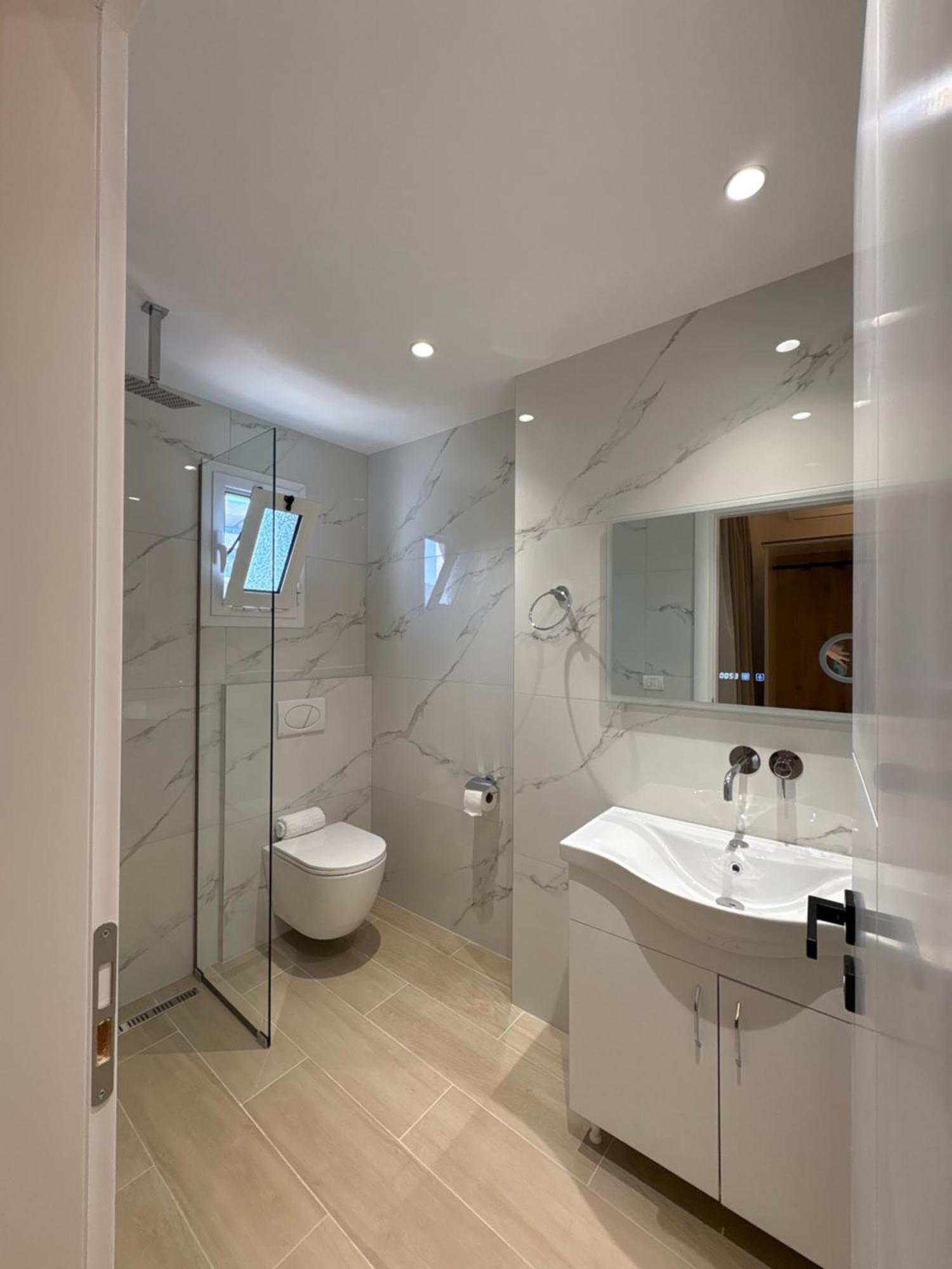 Xhonis Apartments Εξαμίλιο Εξωτερικό φωτογραφία