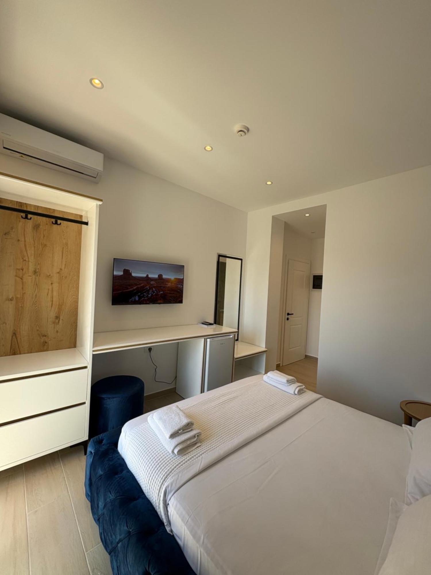 Xhonis Apartments Εξαμίλιο Εξωτερικό φωτογραφία